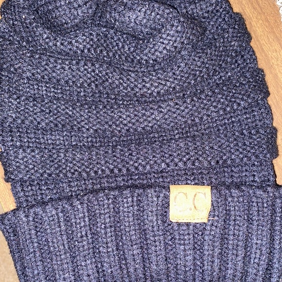 Cc beanie - Picture 1 of 2